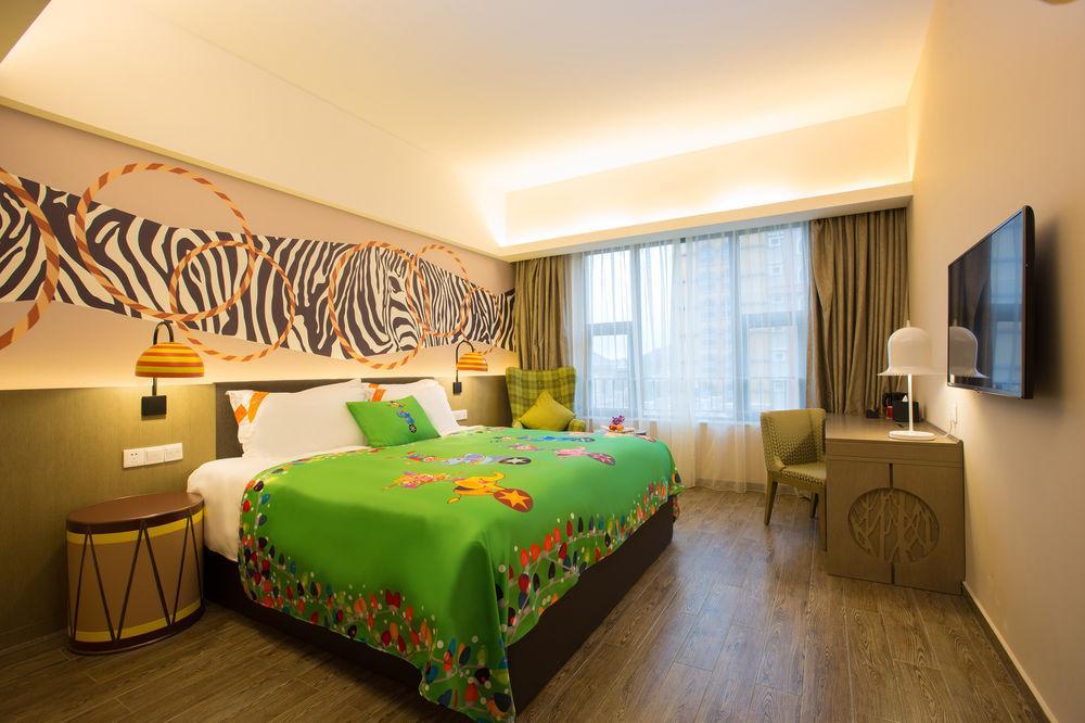 Chimelong Circus Hotel Zhuhai Bagian luar foto
