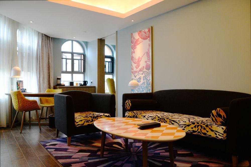 Chimelong Circus Hotel Zhuhai Bagian luar foto