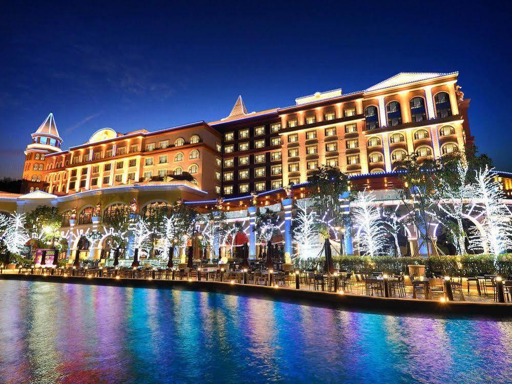 Chimelong Circus Hotel Zhuhai Bagian luar foto