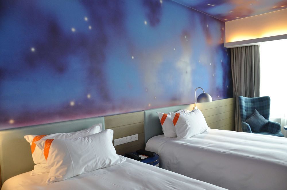 Chimelong Circus Hotel Zhuhai Bagian luar foto
